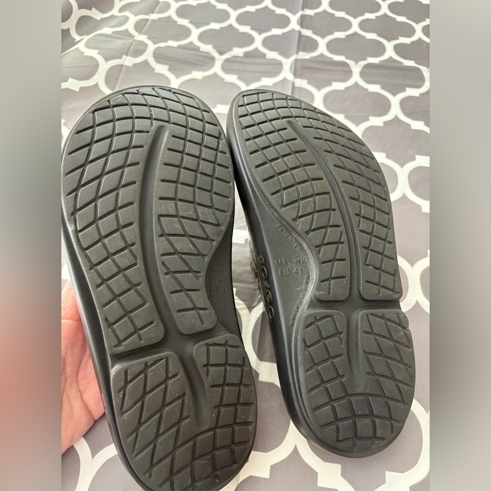 OOFOS Ooahh Slide Sandal Leopard Print Recovery Comfort Slip On Slide Sandals - Picture 6 of 8